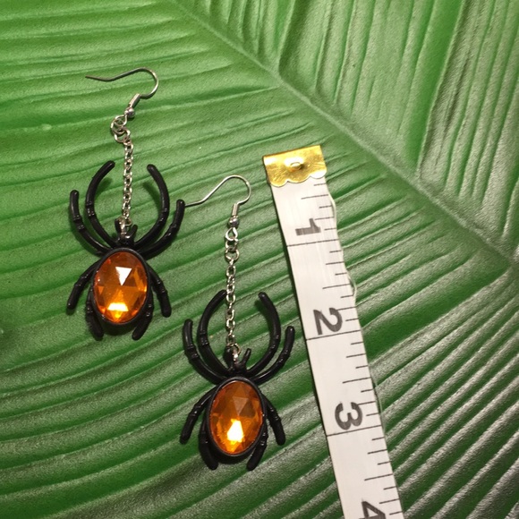5/$25   🕷 earrings 🕷 - Picture 2 of 2